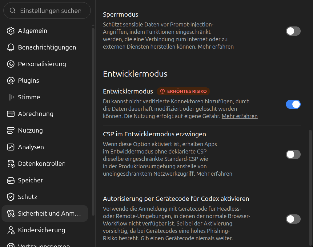 Die Einstellungen von ChatGPT. Links ist Sicherheit und Anmeldung ausgewählt, rechts der Abschnitt Entwicklermodus mit dem Hinweis Erhöhtes Risiko und dem eingeschalteten blauen Schalter.